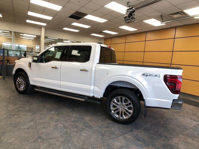 New 2026 Star White Metallic Tri-Coat Ford LARIAT image 5