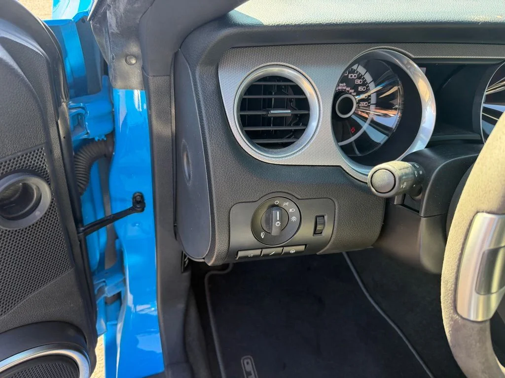 Used 2014 Blue Ford Shelby GT500 image 11
