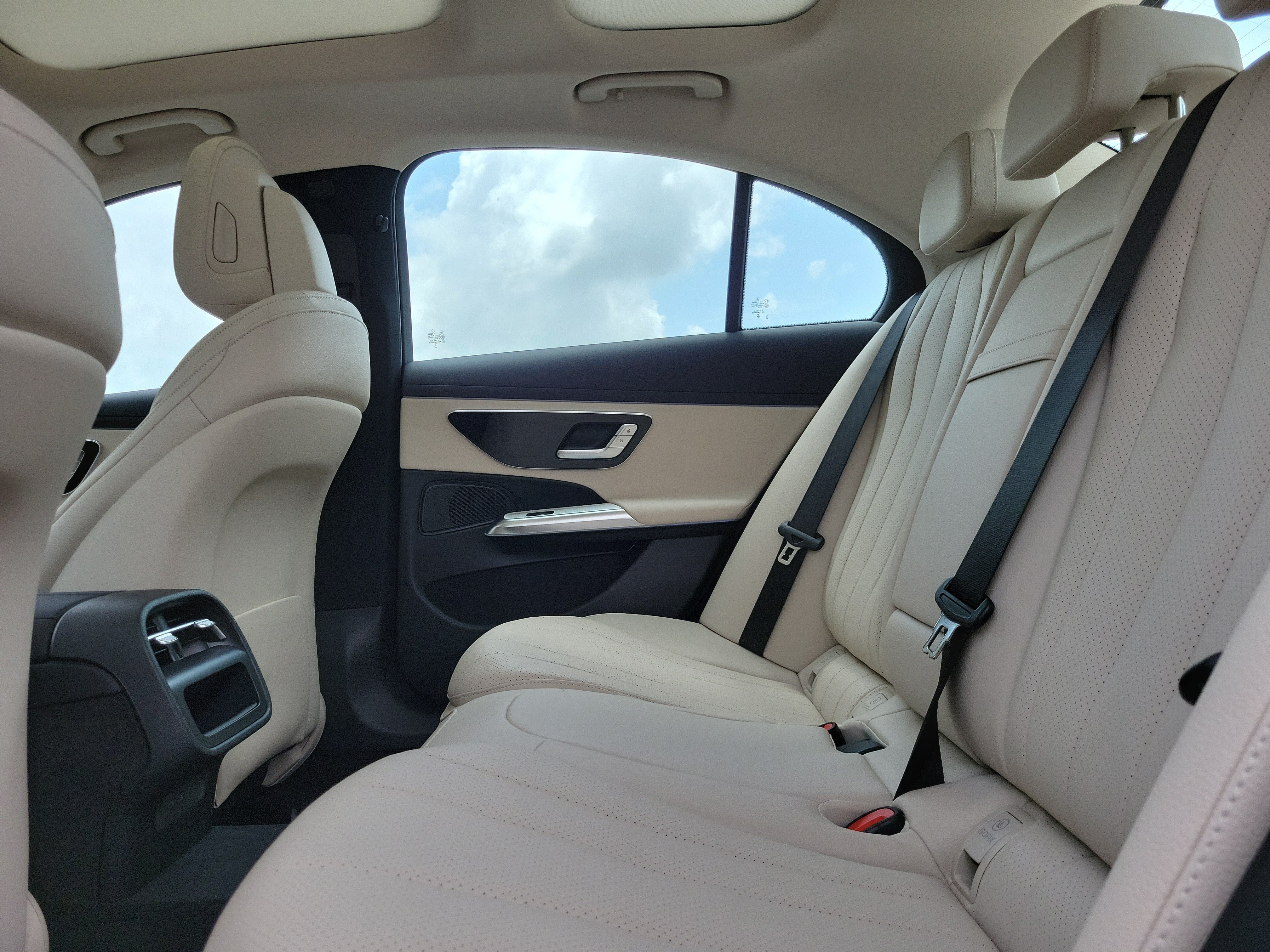 New 2026 Black Mercedes-Benz E 350 image 40