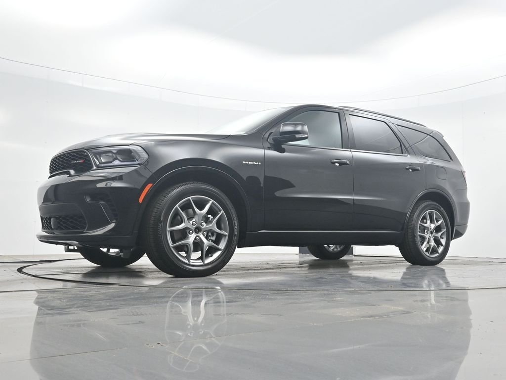New 2026 Diamond Black Clear-Coat Exterior Paint Dodge GT Plus HEMI V8 image 33