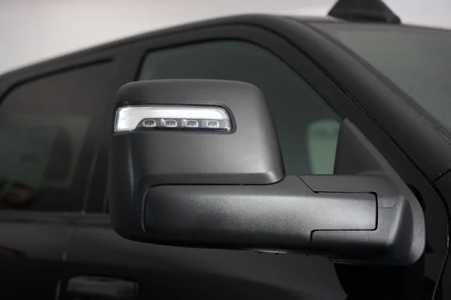 New 2026 Diamond Black Crystal Pearl-Coat Exterior Paint RAM Big Horn image 48