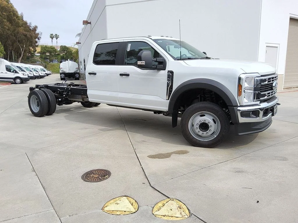 New 2026 Oxford White Ford XL image 16