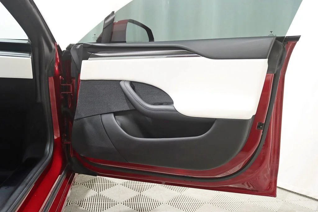 Used 2023 Red Tesla Plaid image 37