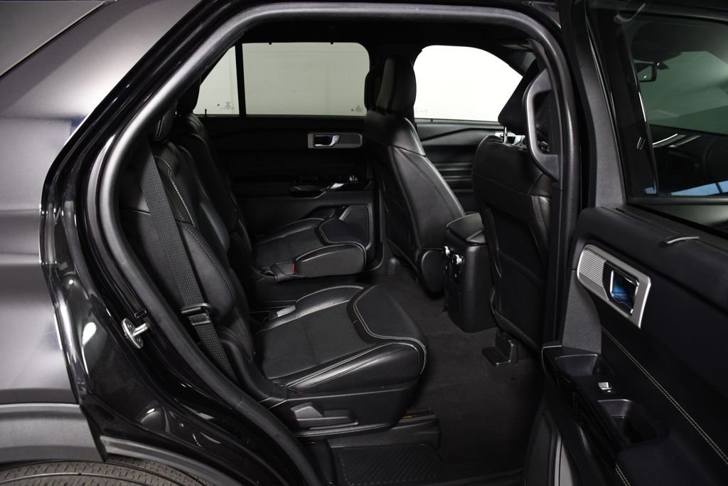 Used 2022 Agate Black Metallic Ford ST image 11