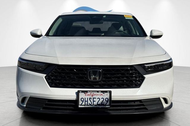 Certified Used 2023 Platinum White Pearl Honda EX image 9