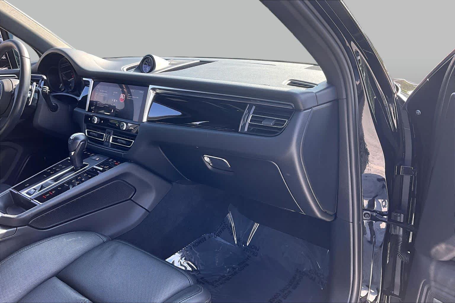 Used 2022 Black Porsche  image 18