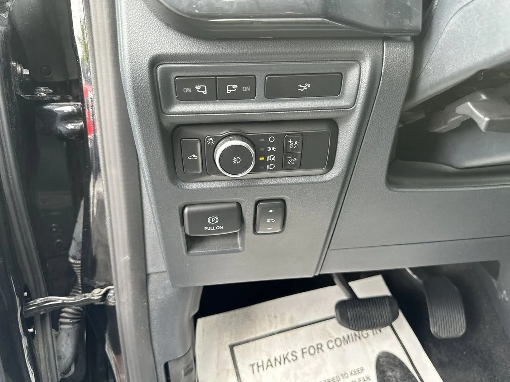 Certified Used 2022 Black Ford XLT image 15