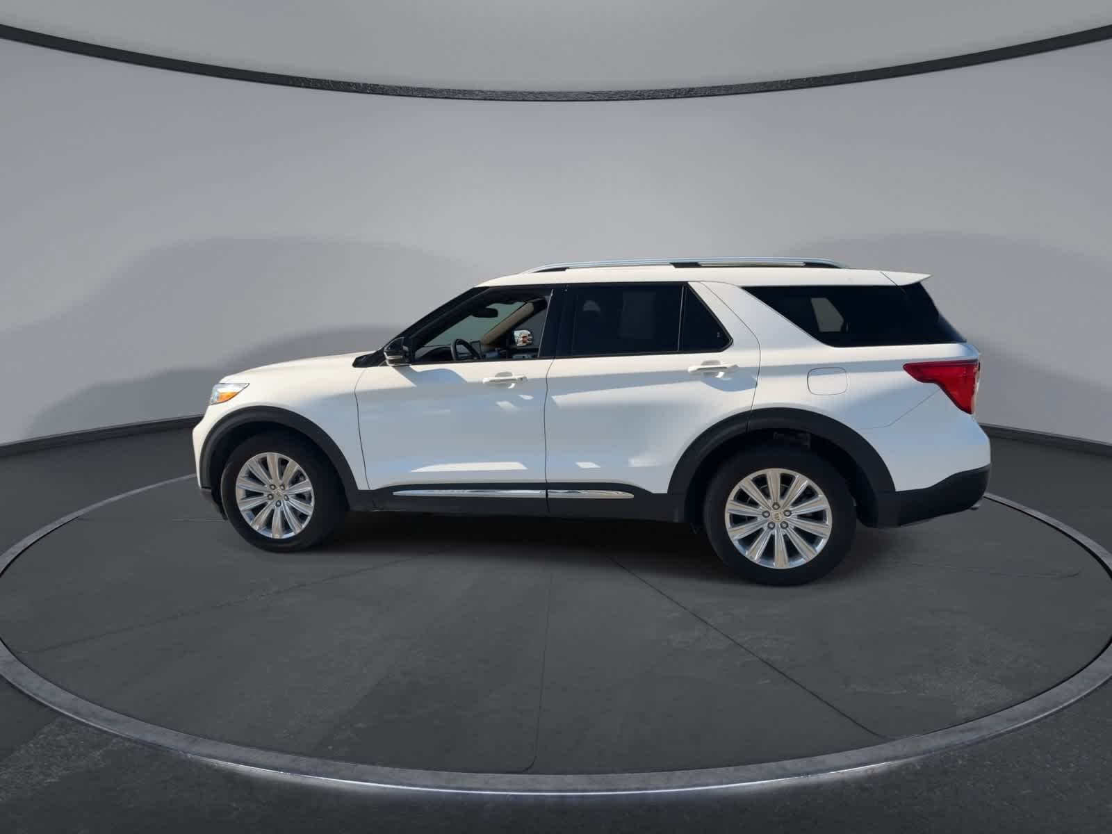 Certified Used 2022 Star White Metallic Tri-Coat Ford King Ranch image 5
