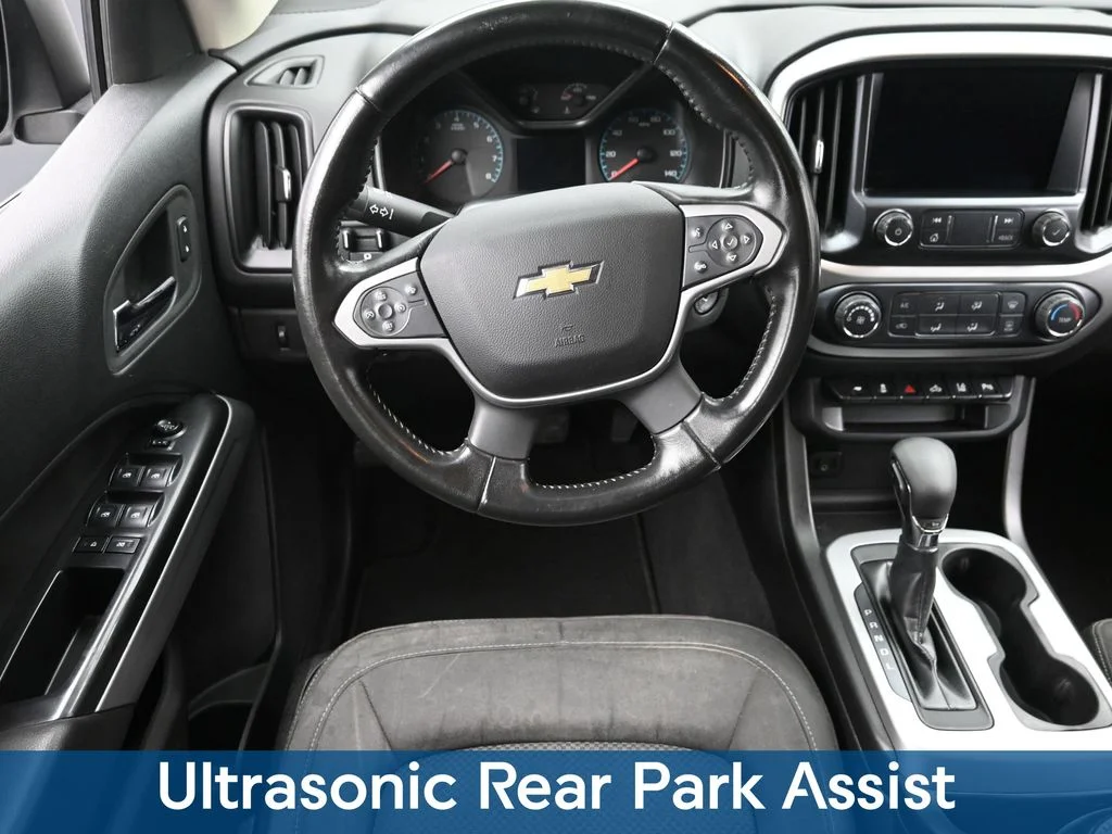Used 2022 White Chevrolet LT image 13
