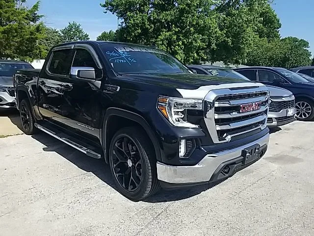 2020 GMC Sierra 4WD Crew Cab Short Box SLE's photo