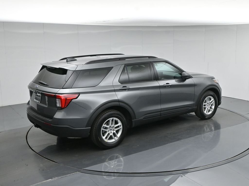 New 2026 Carbonized Gray Metallic Ford Active image 40