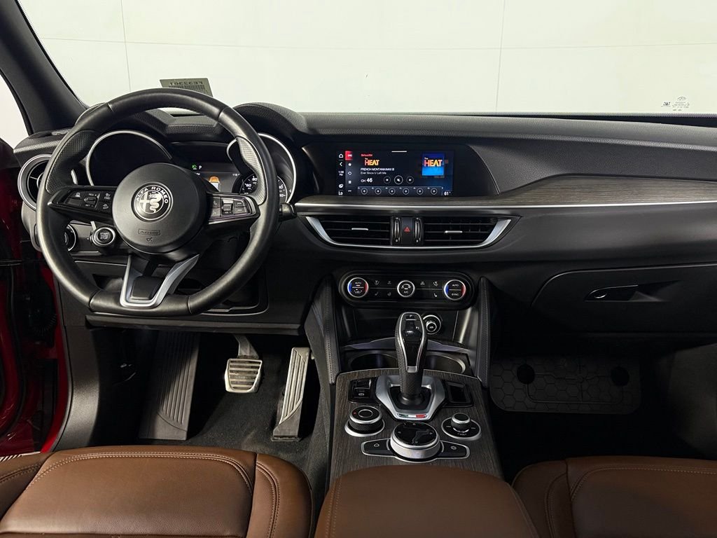 Used 2023 Alfa Rosso Alfa Romeo Ti image 14