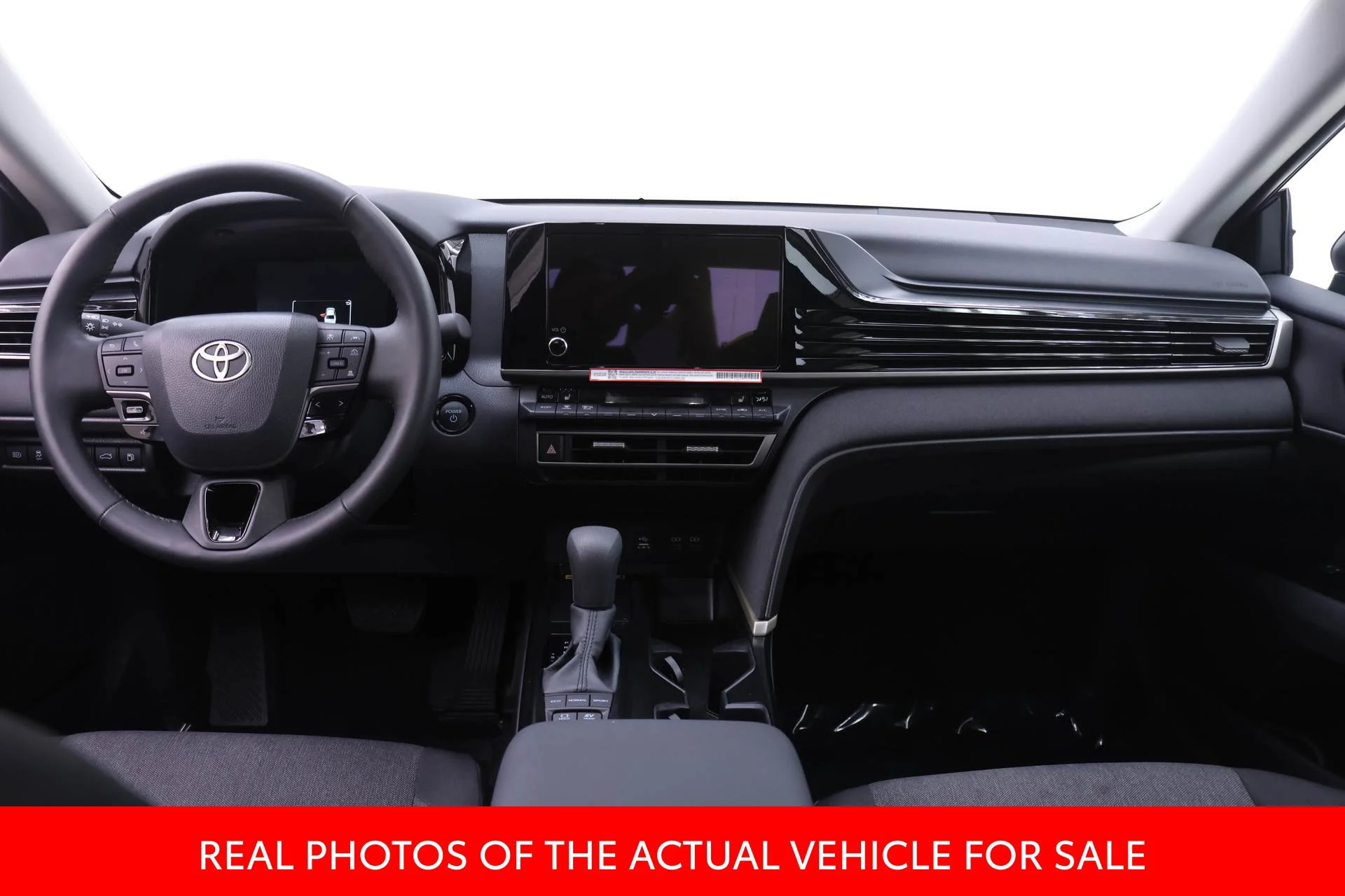 Used 2026  Toyota LE image 5