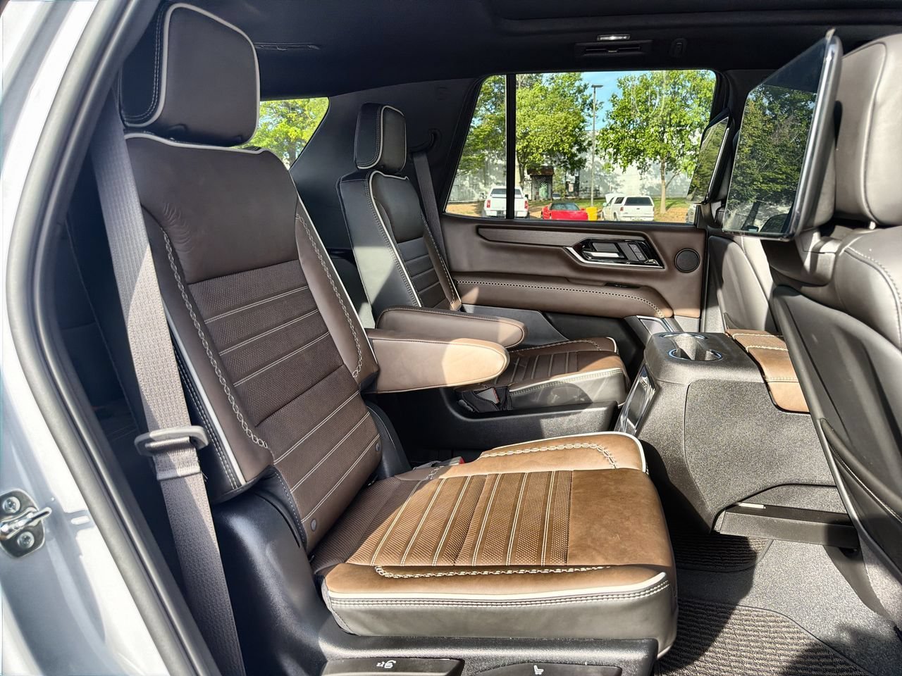 2026 GMC Yukon Denali Ultimate - Photo 22