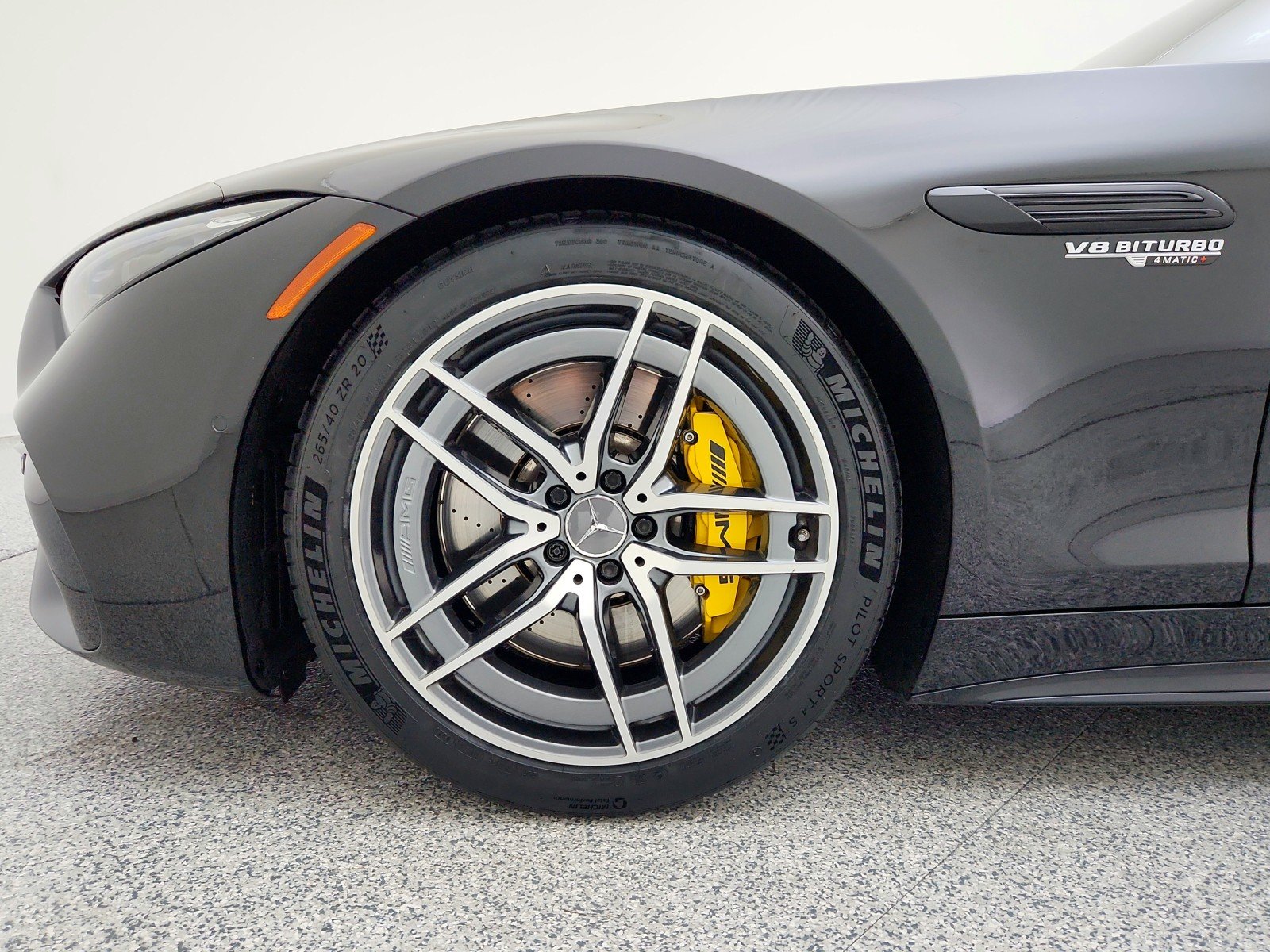 Certified Used 2022 Obsidian Black Metallic Mercedes-Benz AMG® SL 55 image 33