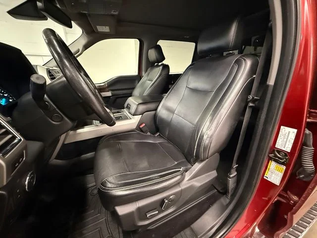 Used 2016 Red Ford Lariat image 19