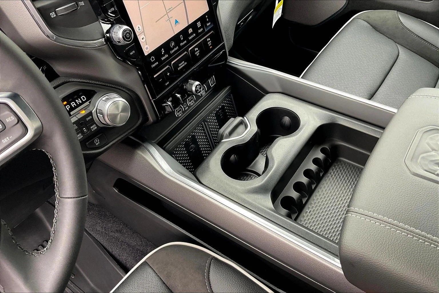 2026 RAM 1500 Laramie - Photo 8