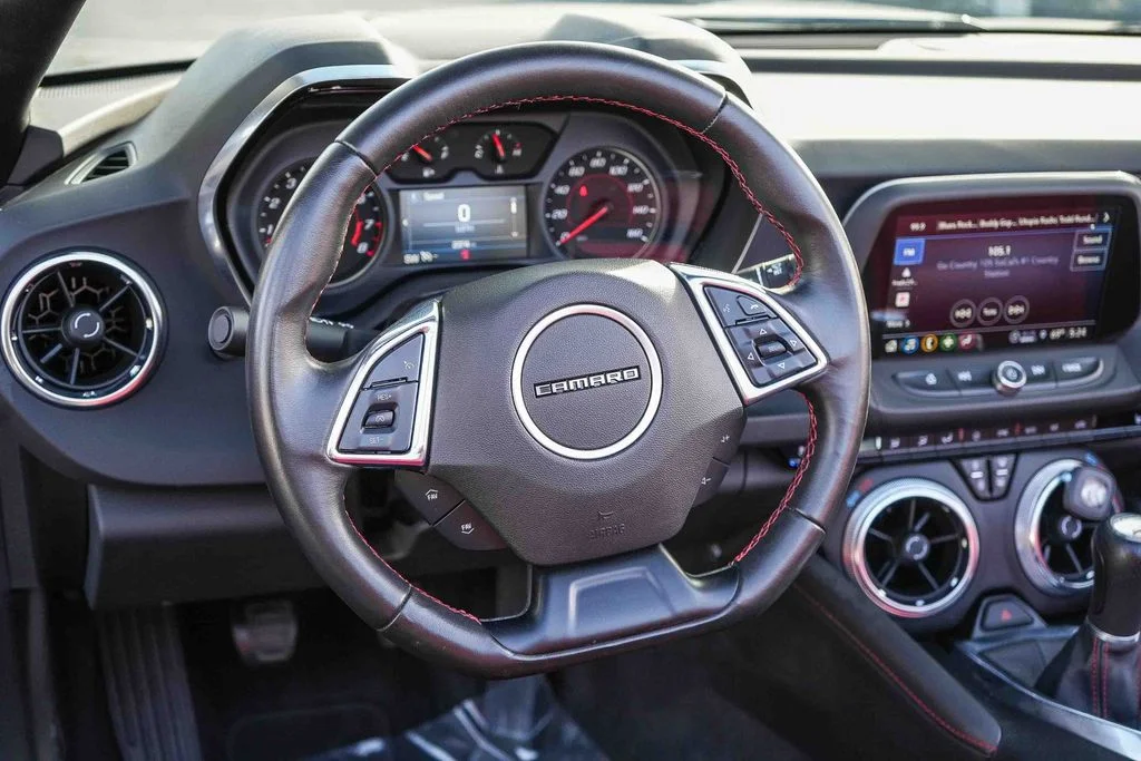 Used 2023 Black Chevrolet 2LT image 14