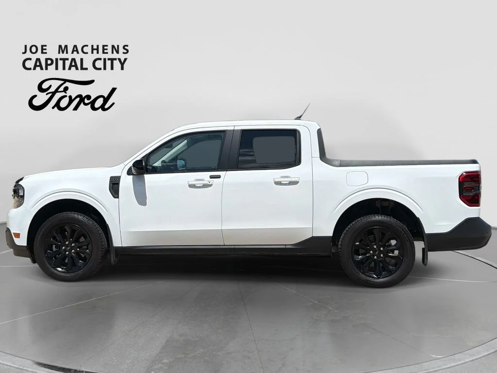 Used 2024 Oxford White Ford Lariat image 8
