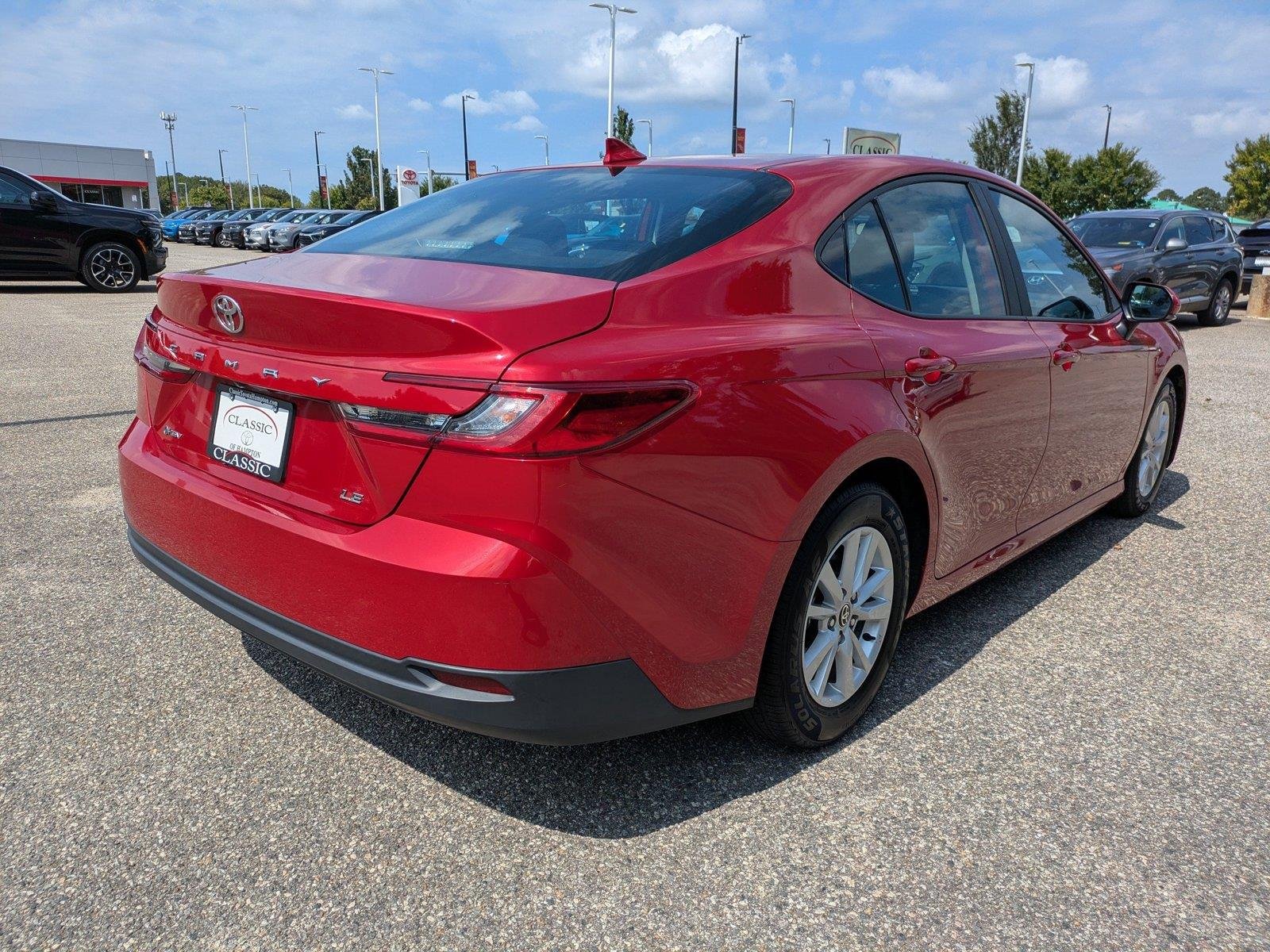 Certified Used 2025  Toyota LE image 4