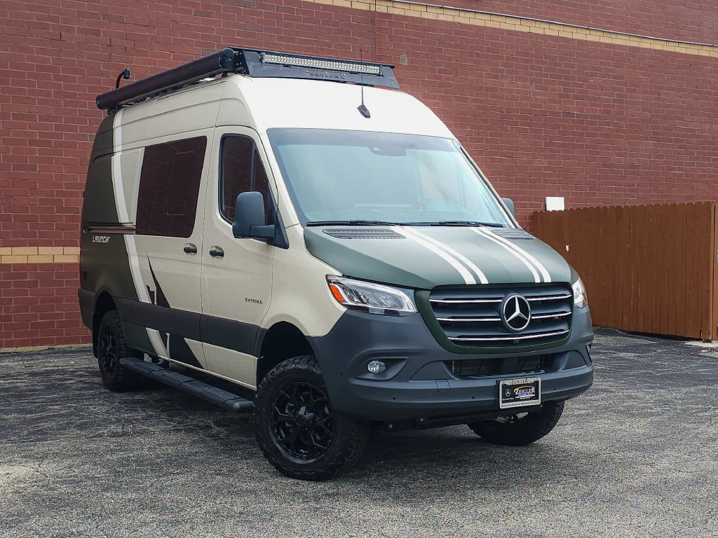 2023 Mercedes-Benz Sprinter Crew Van Base