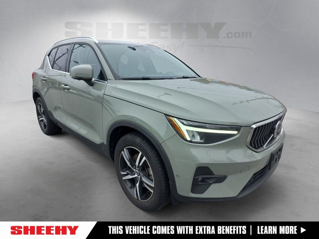 2023 Volvo XC40