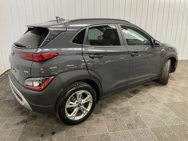 Used 2023 Gray Hyundai SEL image 3