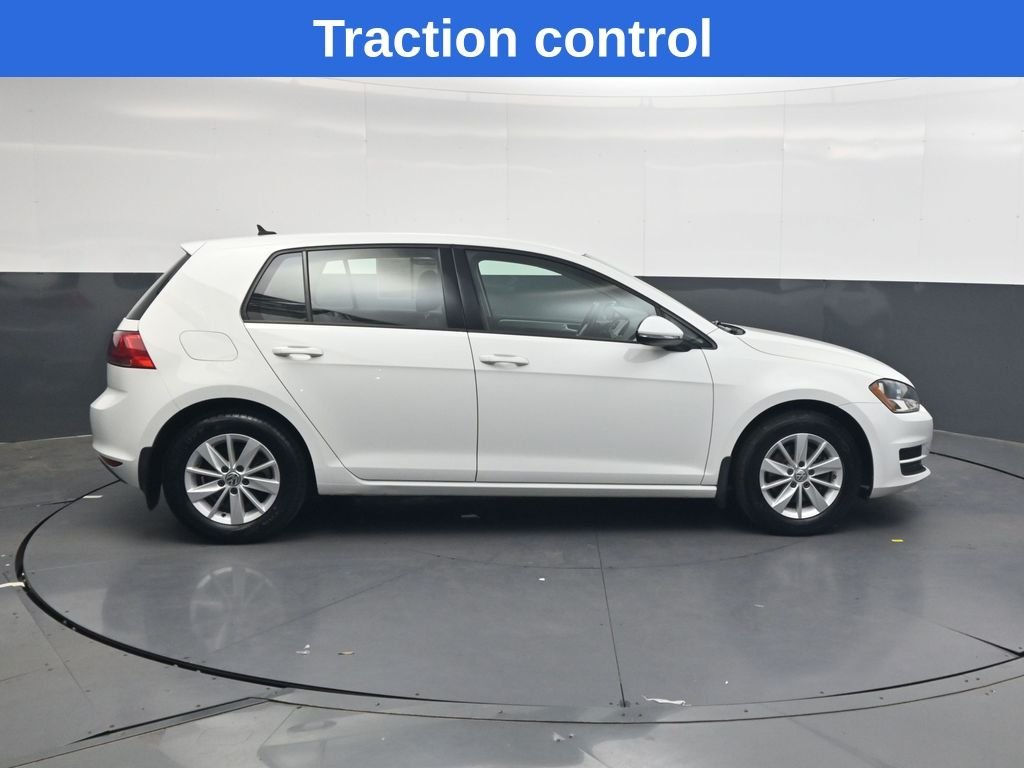 Used 2016 White Volkswagen TSI S 4-Door image 3