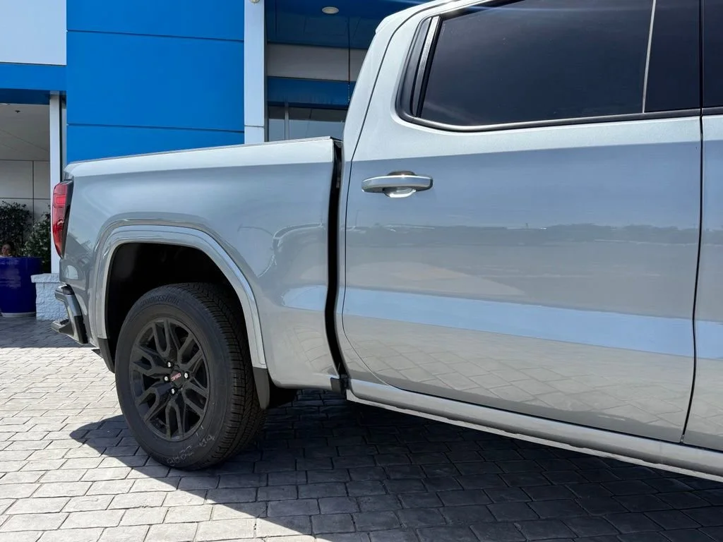New 2026 Sterling Metallic GMC Elevation image 6