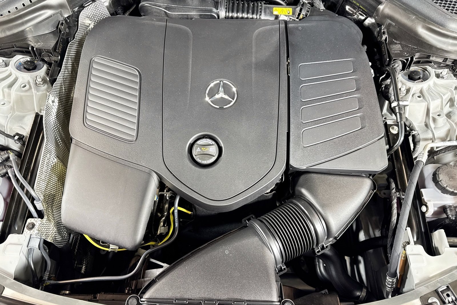 New 2026 MANUFAKTUR Alpine Grey Mercedes-Benz GLC 300 image 28