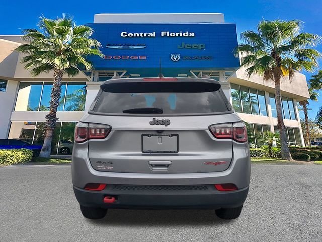 Used 2020 Silver Jeep Trailhawk image 6