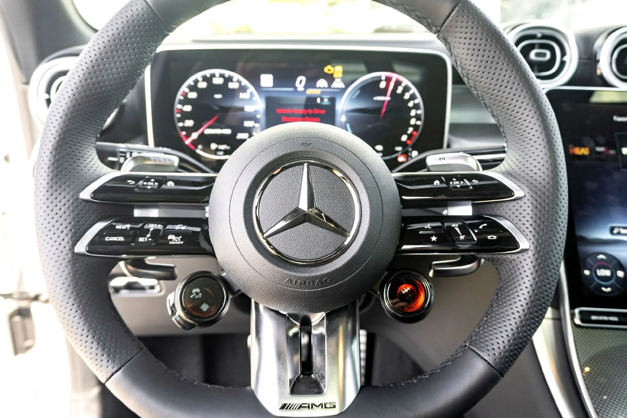 New 2025 Manufaktur Moon Mercedes-Benz AMG® GLC 63 S E Performance image 12