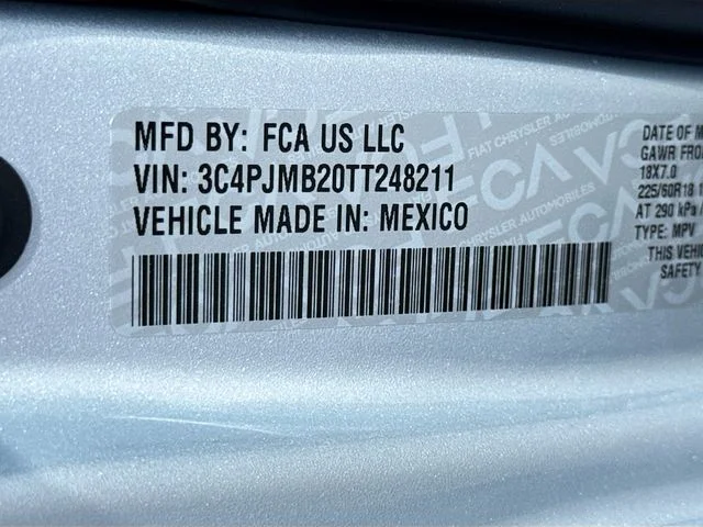 New 2026 Silver Zynith Clear-Coat Exterior Paint Jeep Limited image 22
