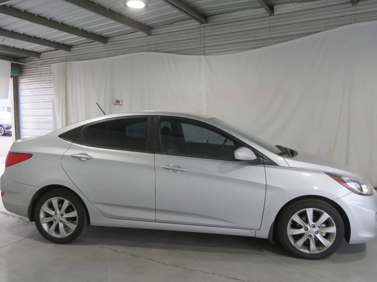 Used 2013 Ironman Silver Hyundai GLS image 7