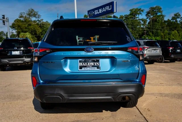 Certified Used 2025 Horizon Blue Pearl Subaru Premium image 5