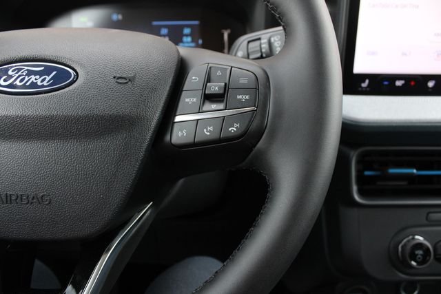 New 2026 Shadow Black Ford XLT image 13
