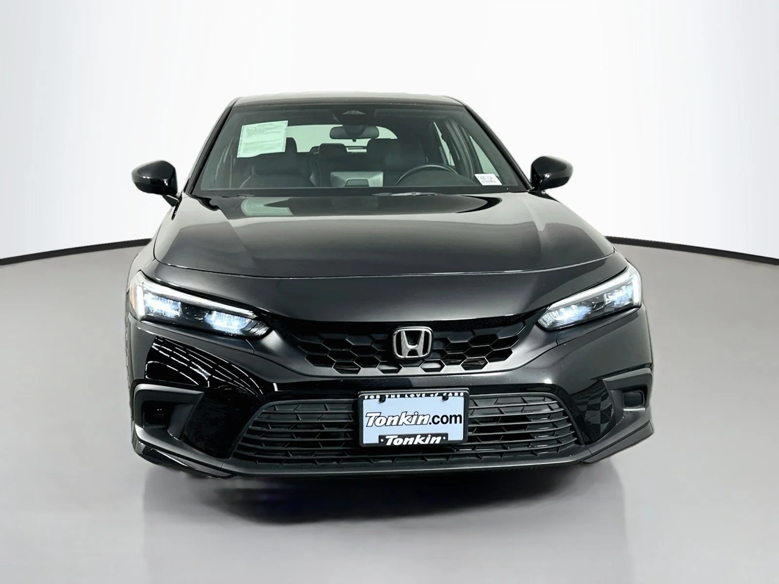 Used 2024  Honda Sport image 2