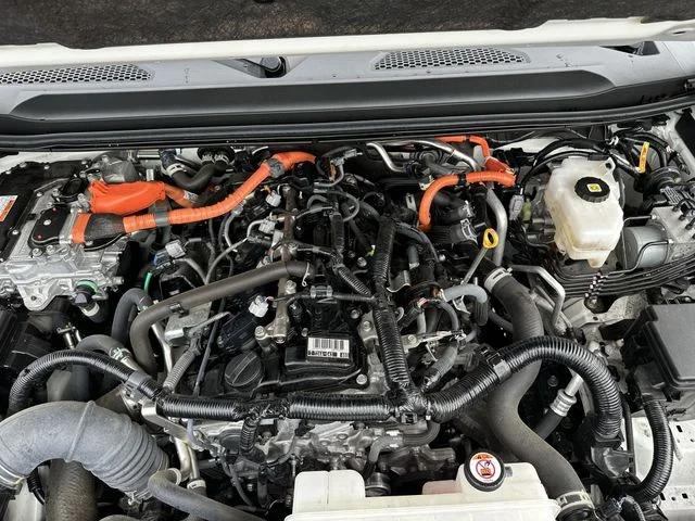 Used 2024 White Toyota 1958 image 27