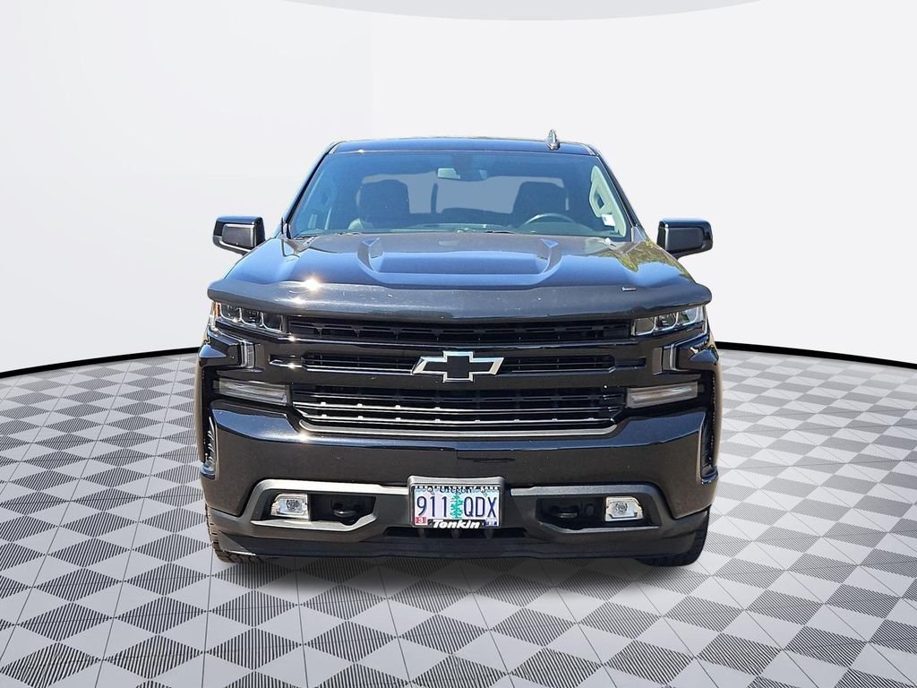 Used 2020 Black Chevrolet RST image 9