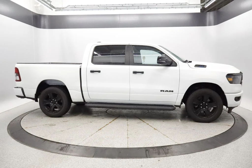 Used 2024 White Ram Big Horn/Lone Star image 6