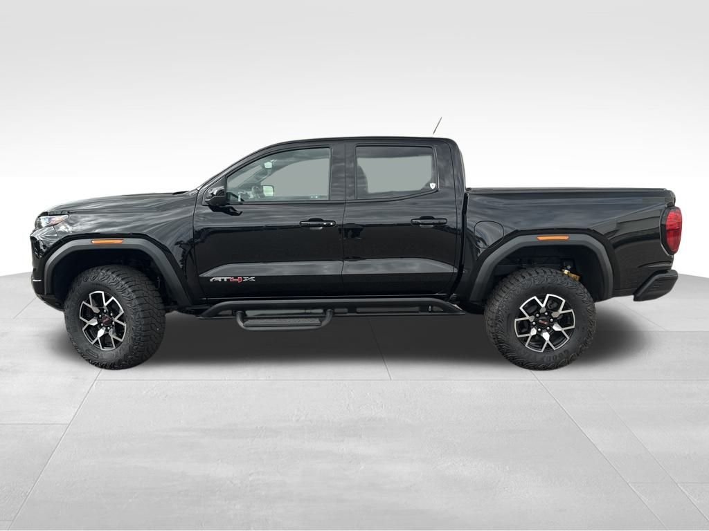 2024 GMC Canyon AT4X - Photo 7