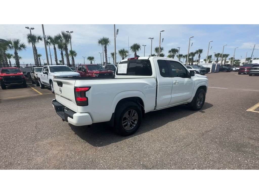 Used 2025  Nissan SV image 3