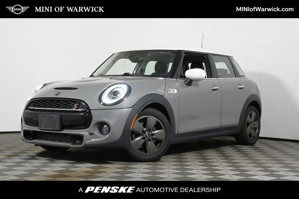 2021 MINI Hardtop Cooper S's photo