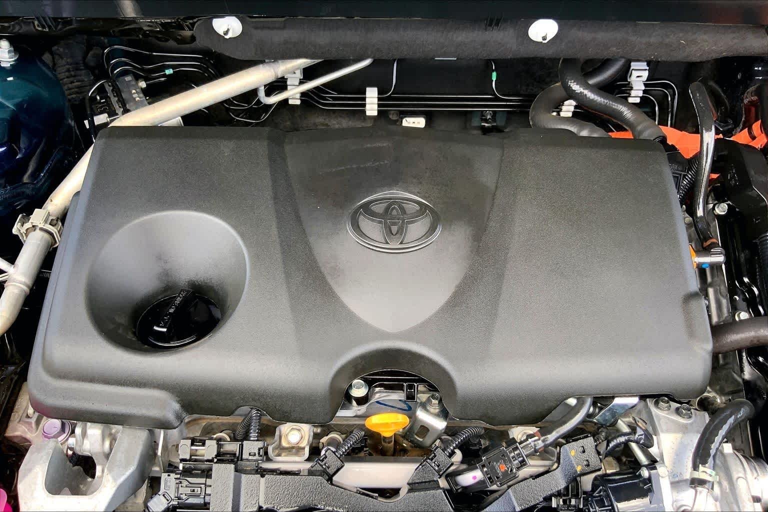 Used 2025 Blueprint Toyota Hybrid XLE image 32
