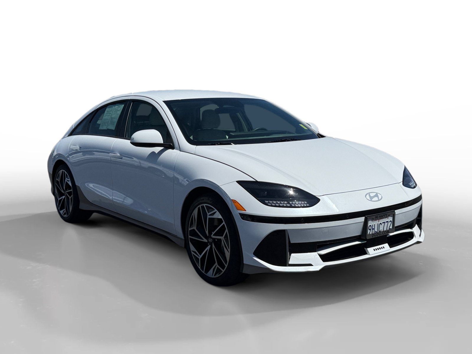 Used 2023 White Hyundai SEL image 7