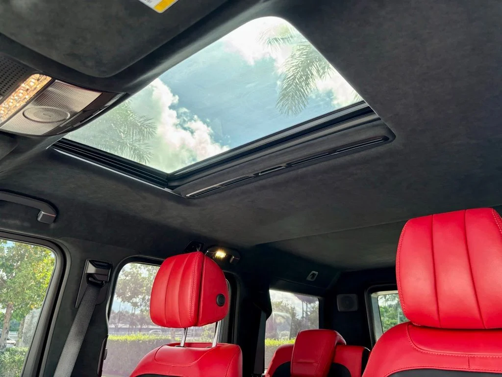 Used 2021 designo Moonlight White Metallic Mercedes-Benz G 63 AMG® image 33
