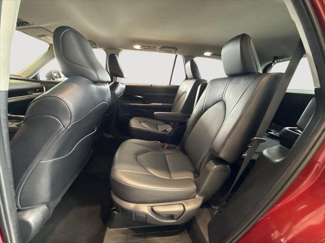 Certified Used 2024 RUBY FLARE PEARL Toyota  image 5