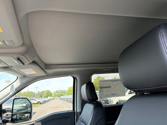 New 2026 Star White Metallic Tri-Coat Ford F-350® Lariat® image 15