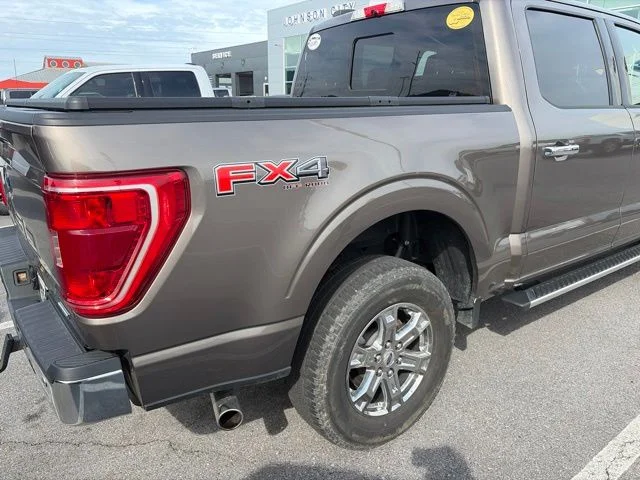 Used 2022 Gray Ford XLT image 6