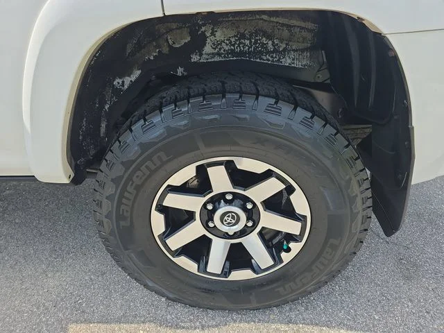Used 2019 White Toyota TRD Off-Road image 33